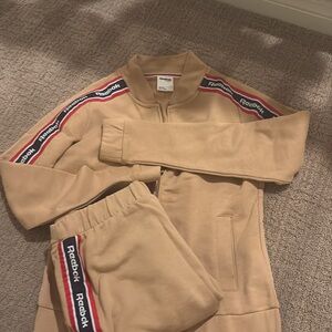 Women’s nude Reebok tracksuit SET included